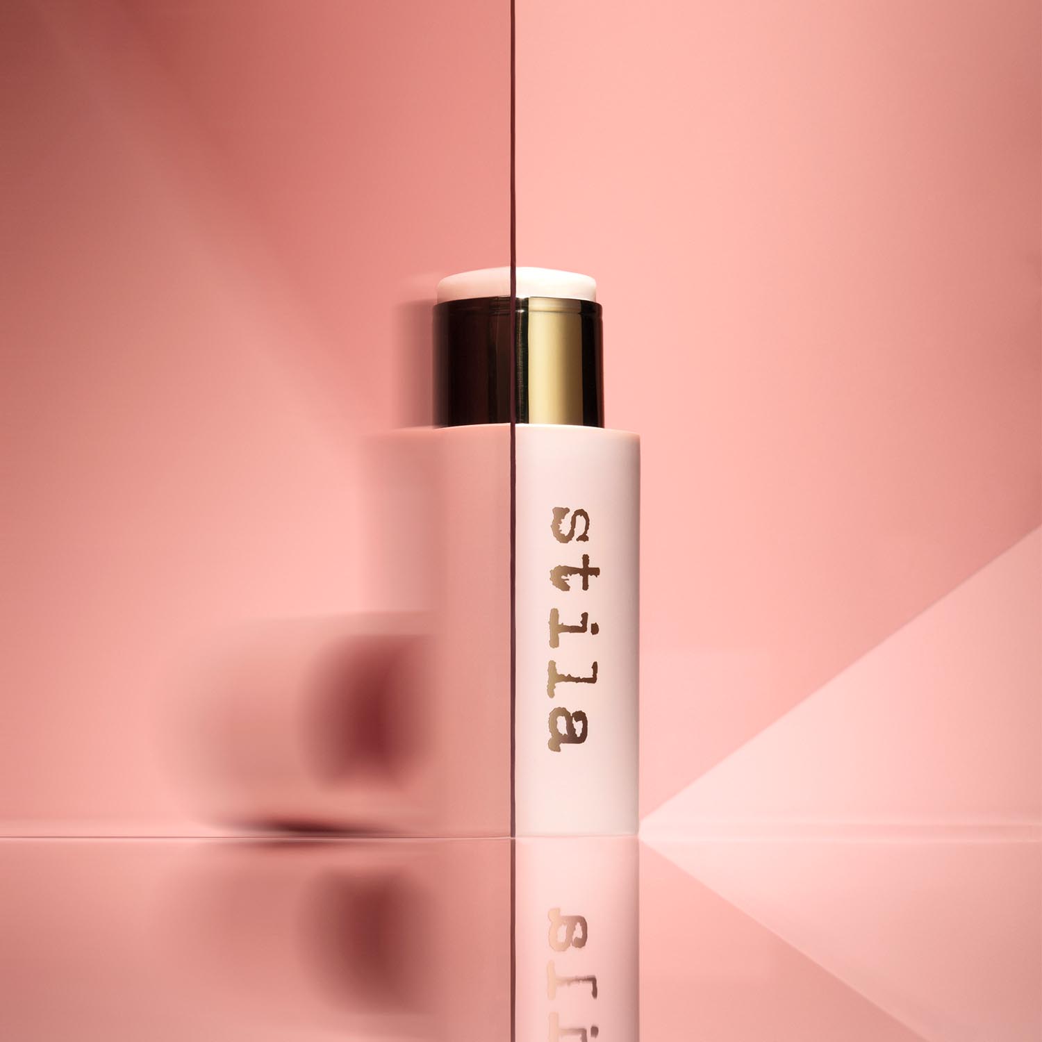 ALL ABOUT THE BLUR INSTANT BLURRING STICK (BARRA ANTI-IMPERFECCIONES)